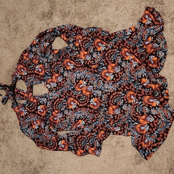 Exhilaration Dress - Picture 2 of 4